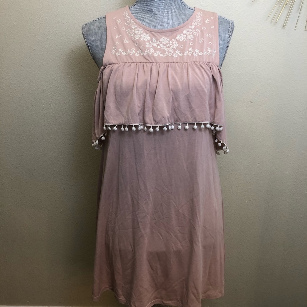 Blush Pink Francesca’s Ayla Peek Shoulder Dress cutesy lace detail girly